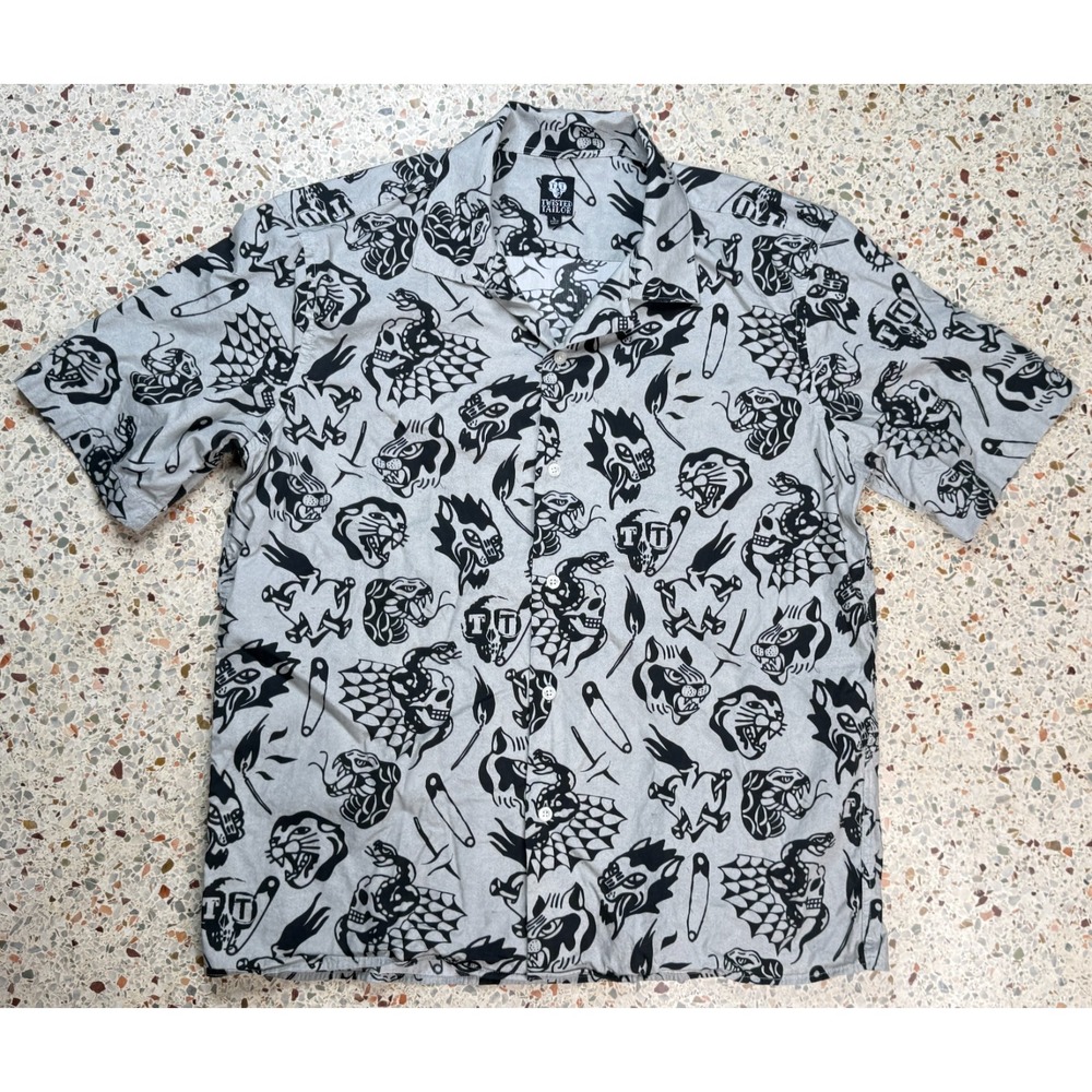 Twisted Tailor Men's Button Up Multi Head Patter Short Sleeve Shirt Size Large